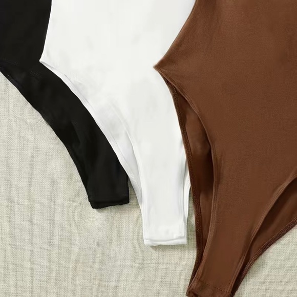 Solid Sleeveless Bodysuit, Sexy Crew Neck Slim Summer Bodysuit, Women's Clothing - Picture 5 of 5